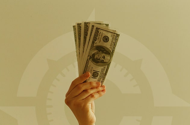 Příjem od 5000 USD/měsíc